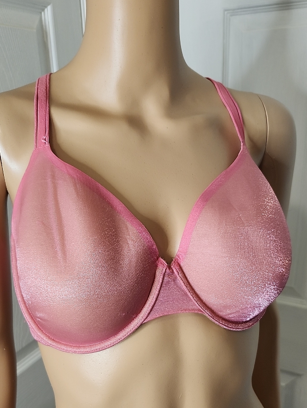 Victoria's Secret Shiny Pink Underwire T-Shirt Sports Bra